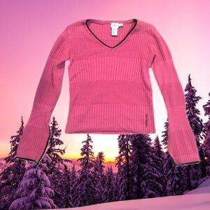 Calvin Klein Pink V-Neck vintage Ribbed Sweater with flare sleeves 100% cotton